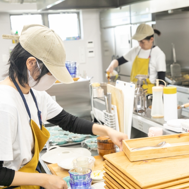 採用情報